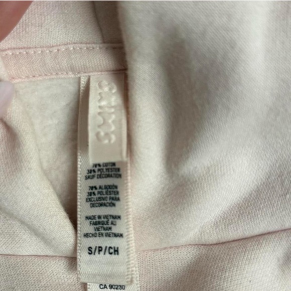 SKIMS HOODIE IN BARELY PINK - Picture 8 of 8